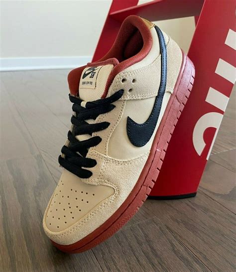 nike muslin dunk